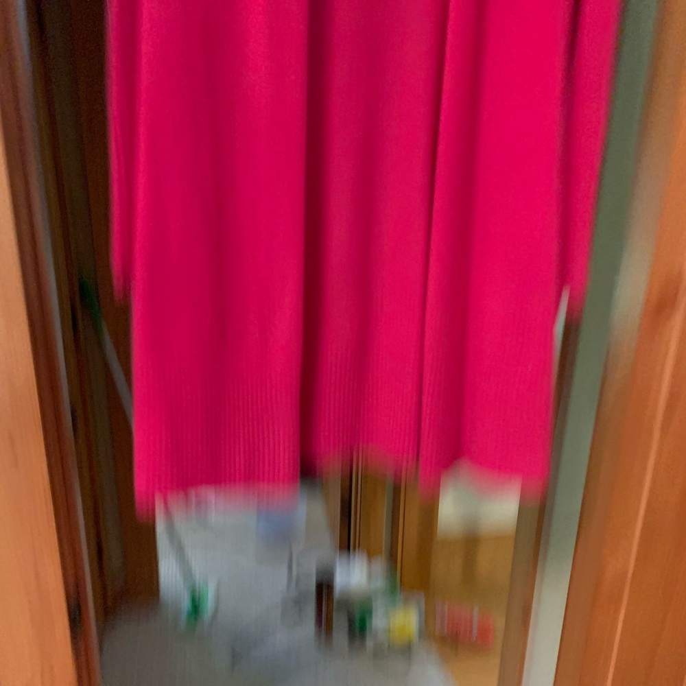 Sak’s fifth avenue pink cashmere sweater